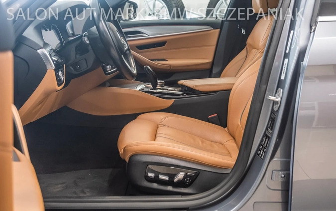 BMW Seria 5 cena 169000 przebieg: 179723, rok produkcji 2018 z Wejherowo małe 781